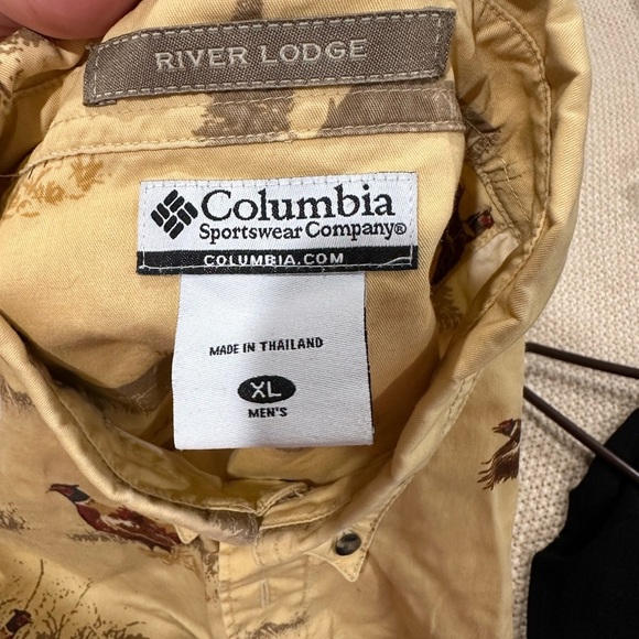 Columbia Men's Beige Bird Print Shirt - Picture 5 of 8
